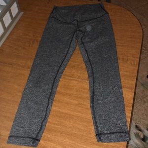 Lululemon herringbone 7/8 size 6